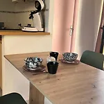 Saint Loup- Particulier Apartment