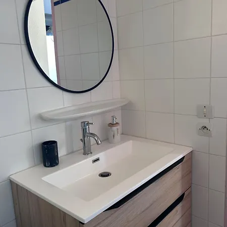 Résidence Saint Loup- Particulier Appartement *