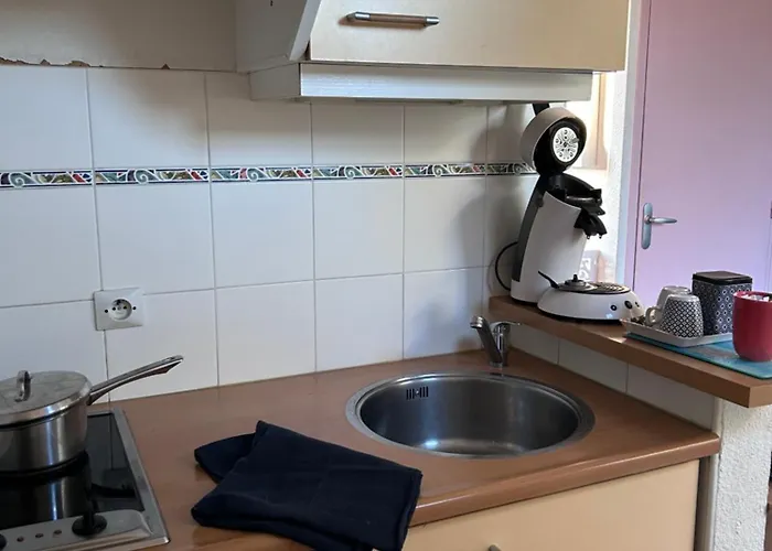 Saint Loup- Particulier דירה *