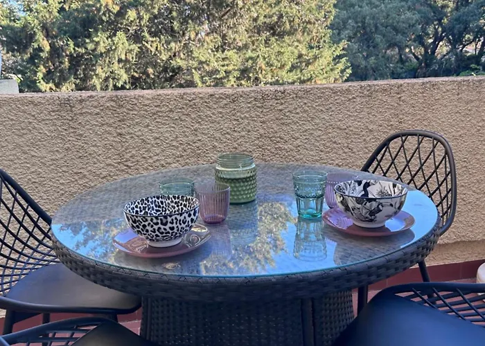 Saint Loup- Particulier דירה אגדה